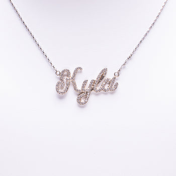 14 kt White Gold Ladies Custom Name Necklace