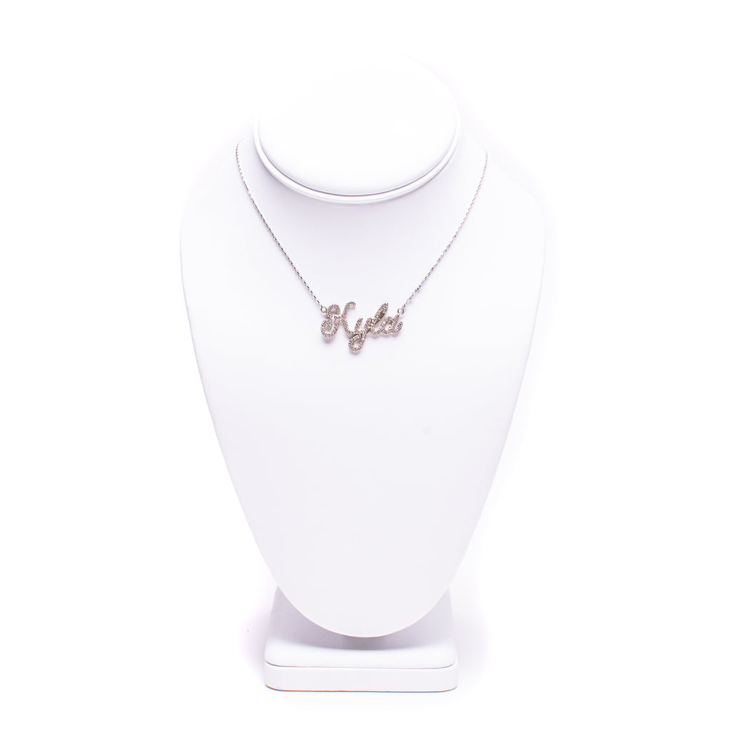 14 kt White Gold Ladies Custom Name Necklace