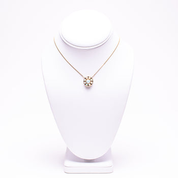 14 kt Yellow Gold Ladies Opal Necklace